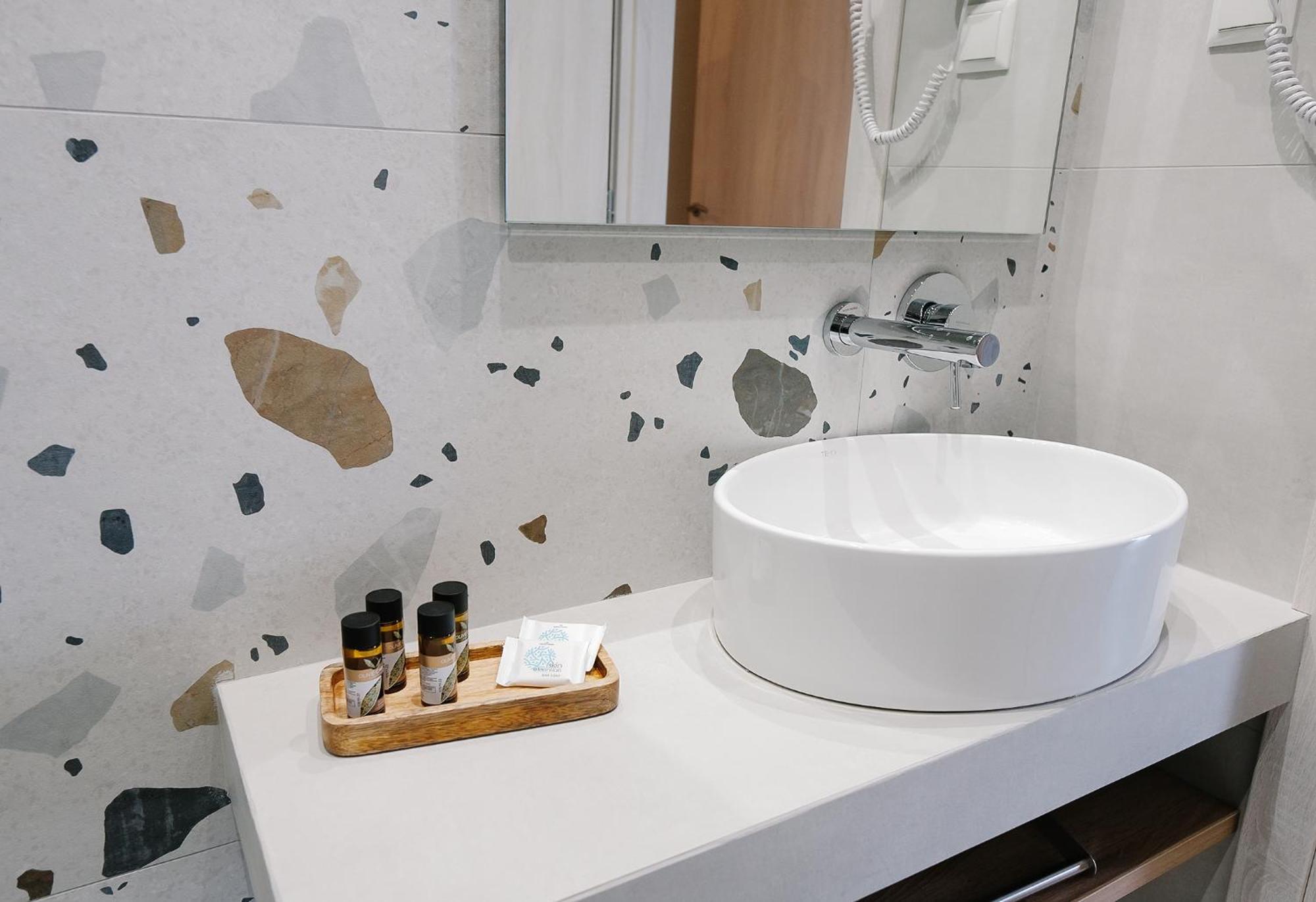 Aquarama Suites Nea Iraklitsa Eksteriør bilde